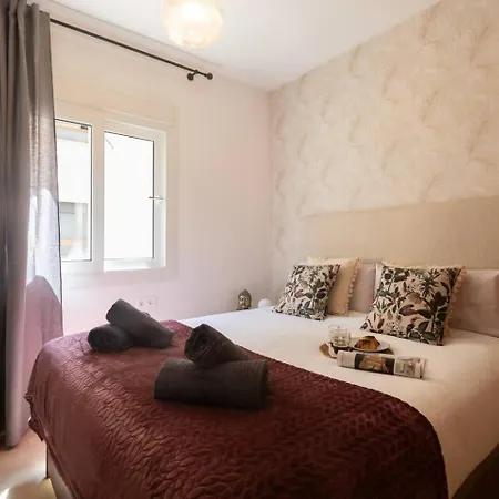 Camelias Playa Con Parking 马尔韦利亚