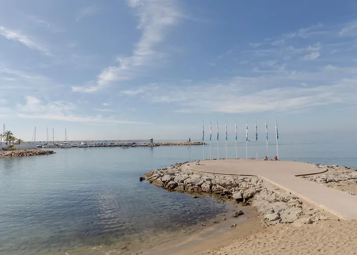 Апартаменты Camelias Playa Con Parking *